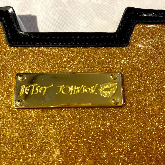 Betsey Johnson Golden Glam iPad or Tablet Sleeve - Picture 2 of 7